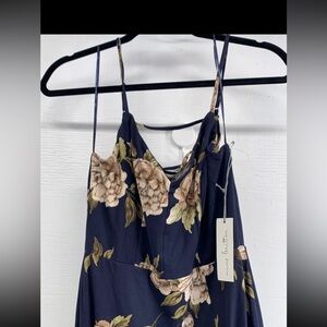 Nine Britton Maxi Long dress/w Slit ￼blue Floral ￼Sz. M ￼Spaghetti Straps Soft